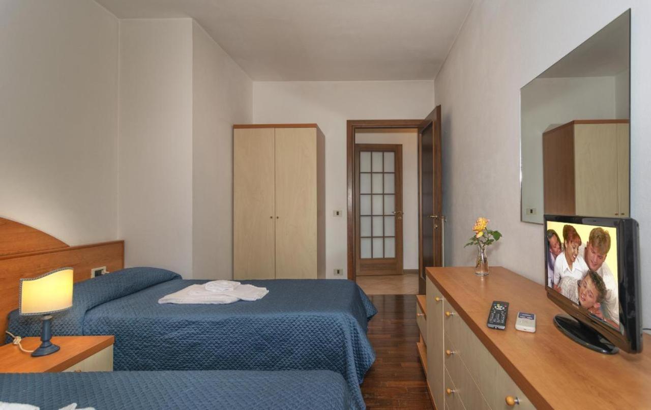 Giada Palace Apartments & Pool - Giada Palace Group Λούκα Εξωτερικό φωτογραφία