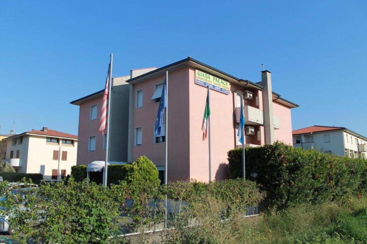 Giada Palace Apartments & Pool - Giada Palace Group Λούκα Εξωτερικό φωτογραφία