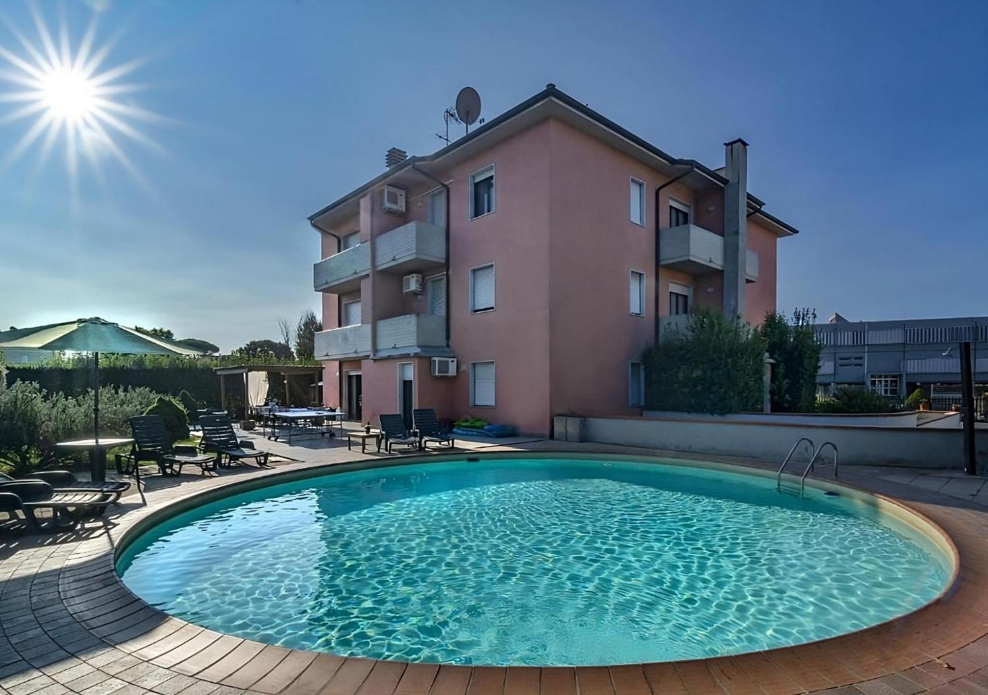 Giada Palace Apartments & Pool - Giada Palace Group Λούκα Εξωτερικό φωτογραφία